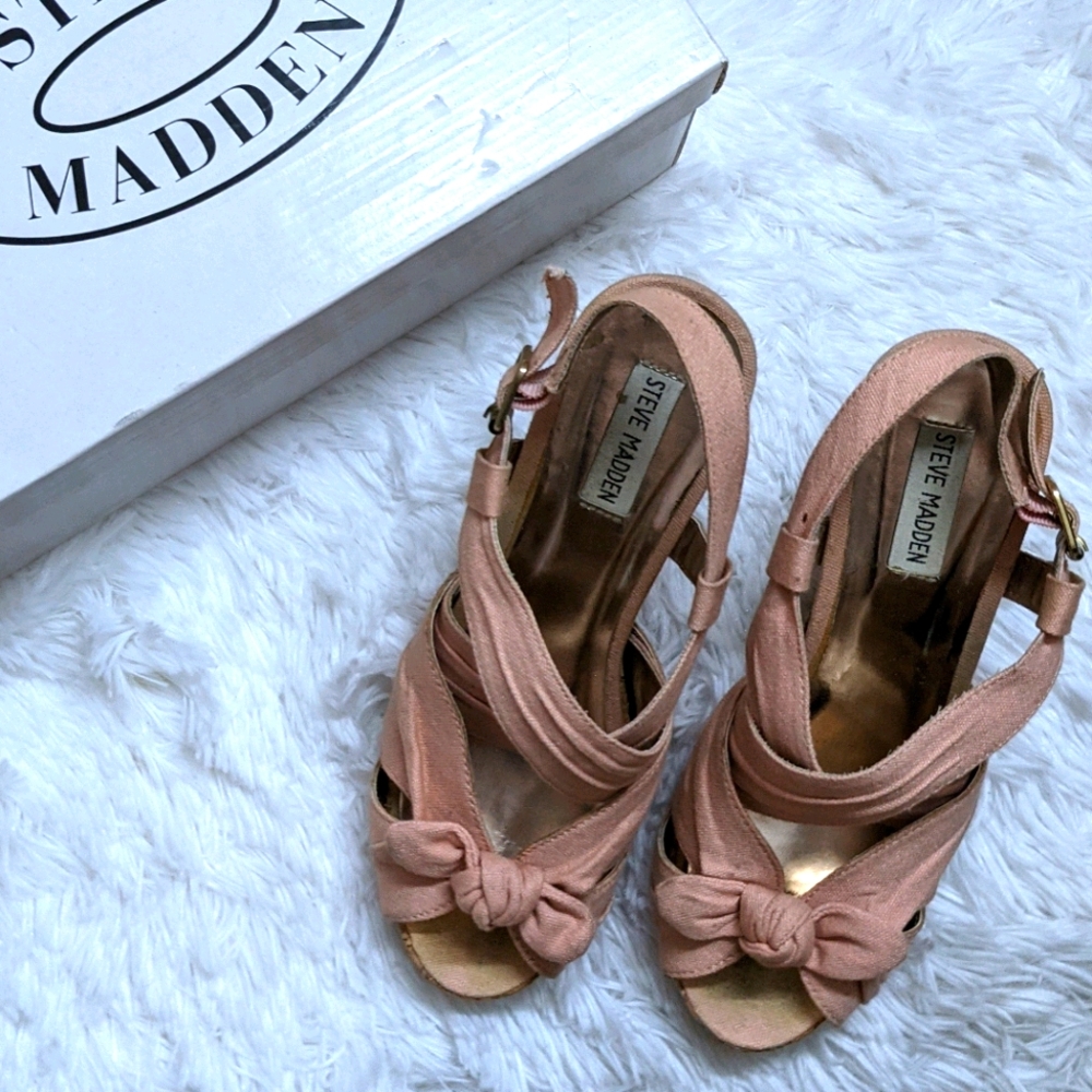Steve Madden Calyn Pink Fabric Bow Wedge Sandals